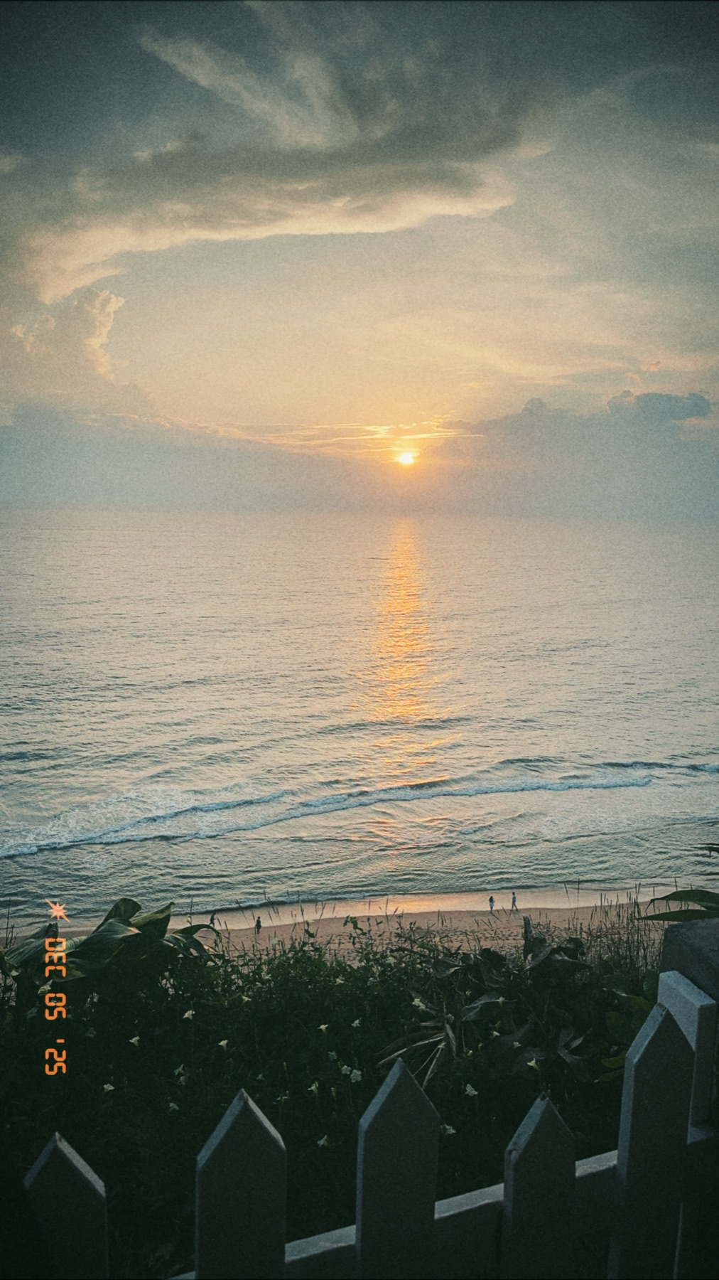 Varkala, Kerala — last light over the Arabian Sea